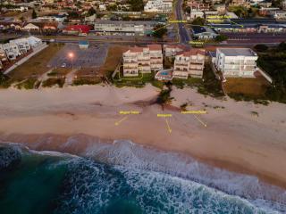 Jeffreys Bay Beach Accommodation Waters Edge - 6