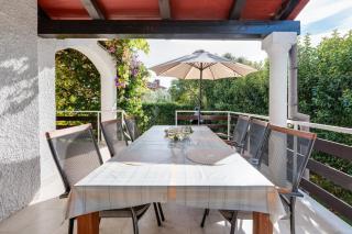 Family house with swimming pool and secluded garden - by TRAVELER tourist agency - ID 2687 - 5