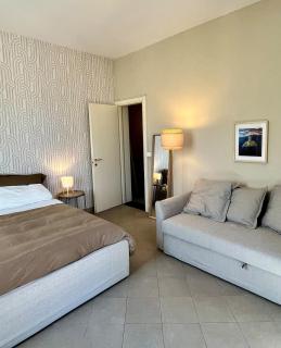 The Italian Job - The apartment - 7