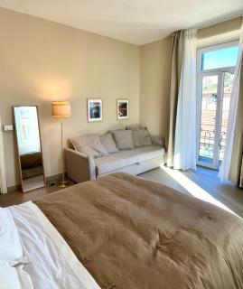 The Italian Job - The apartment - 8