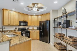 Fantastic Three Bedroom Condo With Balcony - 6