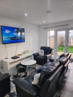 Trinity Apartment - 0