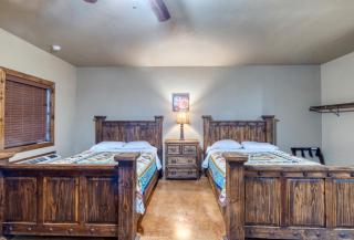 Rockin River Lodge - 4