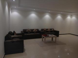 لؤلؤة الثريا للشقق المخدومة فرع الشيخ جابر - تصنيف اقتصادي - Riad - 4