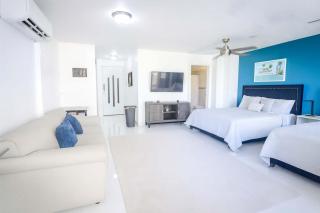 Isla Verde Apt- Beach, Pool & Family Getaway! - 5