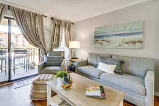 Walk to Beach Family-Friendly HHI Condo with Pool - 7