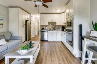 Walk to Beach Family-Friendly HHI Condo with Pool - 6