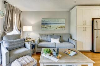 Walk to Beach Family-Friendly HHI Condo with Pool - 5