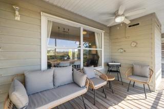 Palm Paradise in Cedar Key - 2