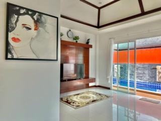 Modern 2-bed, 2-bath pool villa in Chaweng Beach - 9