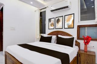 Hotel Vaishali Grand - 0