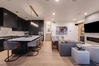 2 bed 2 bath on the STRAND in Manhattan Beach - 8