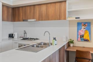 Workspace Walk to Train and Shops Free Carpark - 3