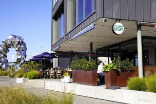 Premium Coastal Abode with Parking Near Beach - 7