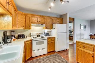 Across from Tetonka Lake 4-Season Getaway! - 2