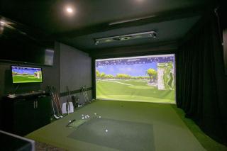 Luxury 4BR Stay with Swim Spa, Golf and Fireplaces - 8