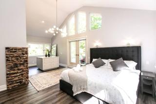 Luxury 4BR Stay with Swim Spa, Golf and Fireplaces - 3