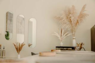 Modern 3BR Villa with Full Concierge Experience - 2