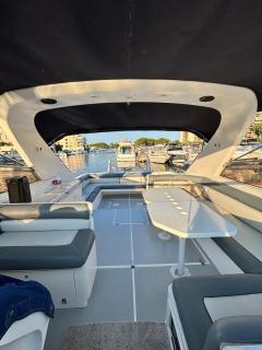 Boat with Jacuzzi - Bateau avec Jacuzzi - 1