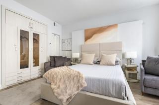 Luxe ocean drive condo in miami south beach - 1