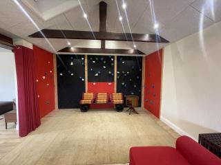 Magnificent Getaway - Tennis, Climbing & More! - 3