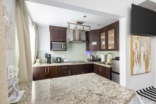 Ocean Drive Studio - Full Kitchen & Beach Access - 9