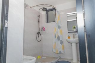 Kilimani Brickford Heights with Gym, Rooftop & WiFi - 1