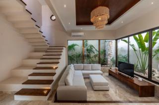 Rare 8BR Dual Villa Getaway with 4 private Pools - 0