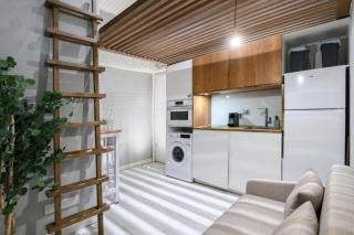 Stylish Stay in the Center of Madrid - 9