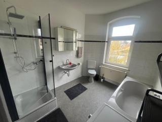 Monteur-Pension W8 - 1