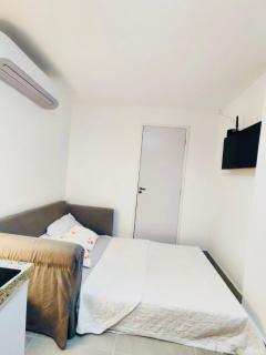 Novíssimo, ar condicionado total e super internet 700MB! - 1