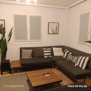 Quiet room, hall, shared bathroom and kitchen - 7