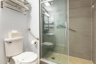 Luxe ocean drive condo in miami south beach - 3