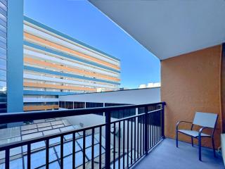 Landmark Resort-Updated Double Suite - 6