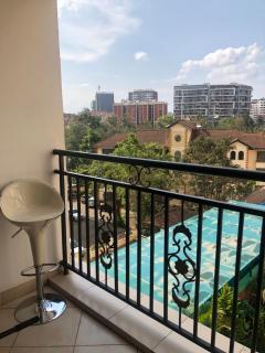 Elegant 2 bedroom at Crestpark apartments - 8