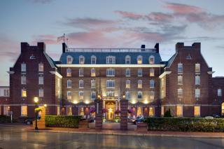 Hotel Viking - Newport - 0