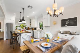 Spanish Charm 4br Guest House Private Yard - 7