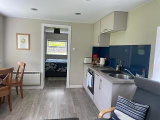 Woodside Cottage Self Catering - 8