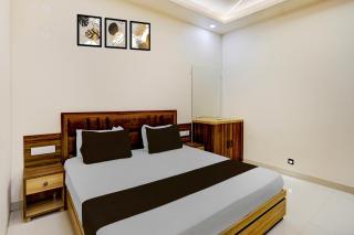 SPOT ON Shree Mukund Madhav Dham Vrindavan Railway Station - 1