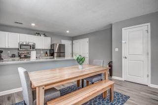 Minutes to the Memphis Zoo! The Berclair Cottage - 8