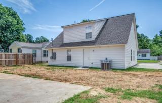 Minutes to the Memphis Zoo! The Berclair Cottage - 3