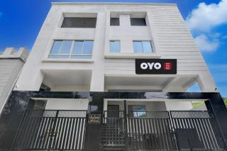 Hotel O Shree Guest House - 9