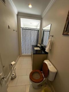 Binghampton Bungalow - Near Zoo - 5