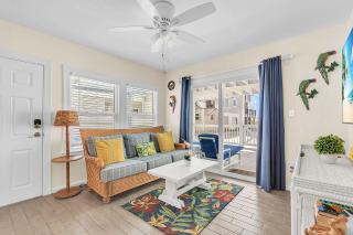 John's Pass-Time Beach Cottage #1 and #2 - 3