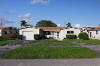 Sunny 3-Bedroom Getaway with Pool - 6