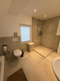 Zentral gelegen in Haan - 4 Schlafzimmer- Bis zu 7 Personen - 1