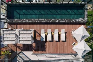 Urban 750 | Studio moderno by Refúgio Hospedagens - 0