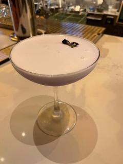 Waterfalls Hotel huge private patio best location - 9