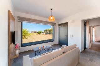 Lotus Luxury Apartments - 7