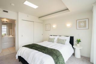 Relax in Style Central Taupo Apartment - 4